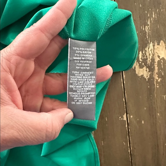 New Sharagano dress 16 - Picture 6 of 6